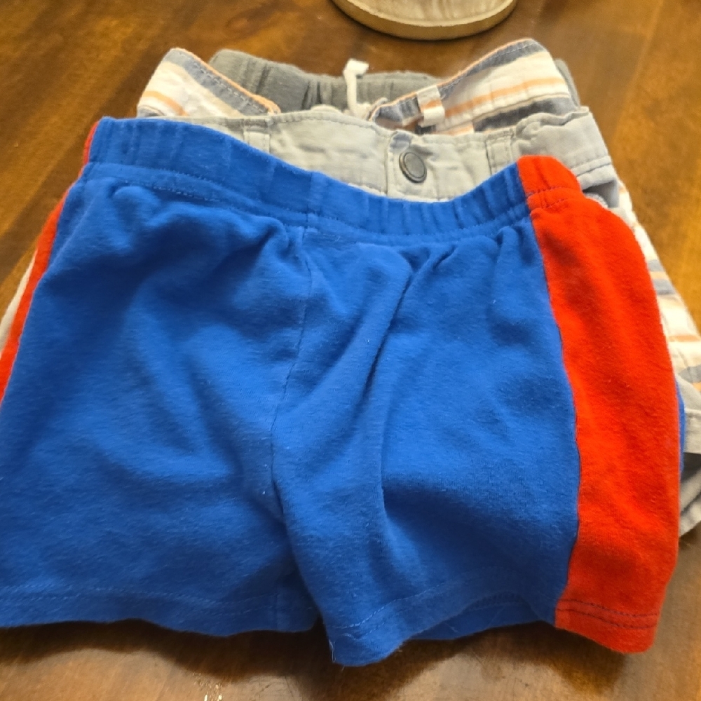 🩳 Bundle of 8 Baby Boy Shorts – Size 12 Months - Picture 8 of 9